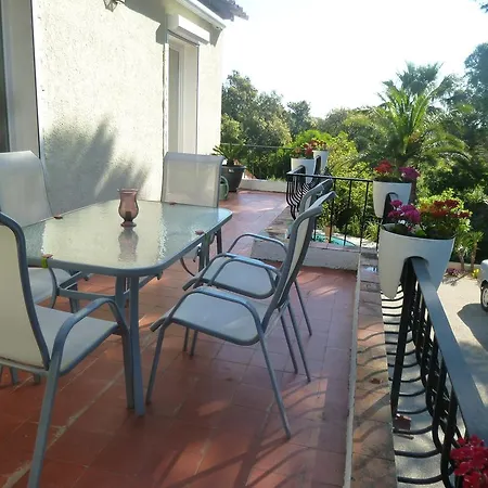 Holiday home Les Mesanges